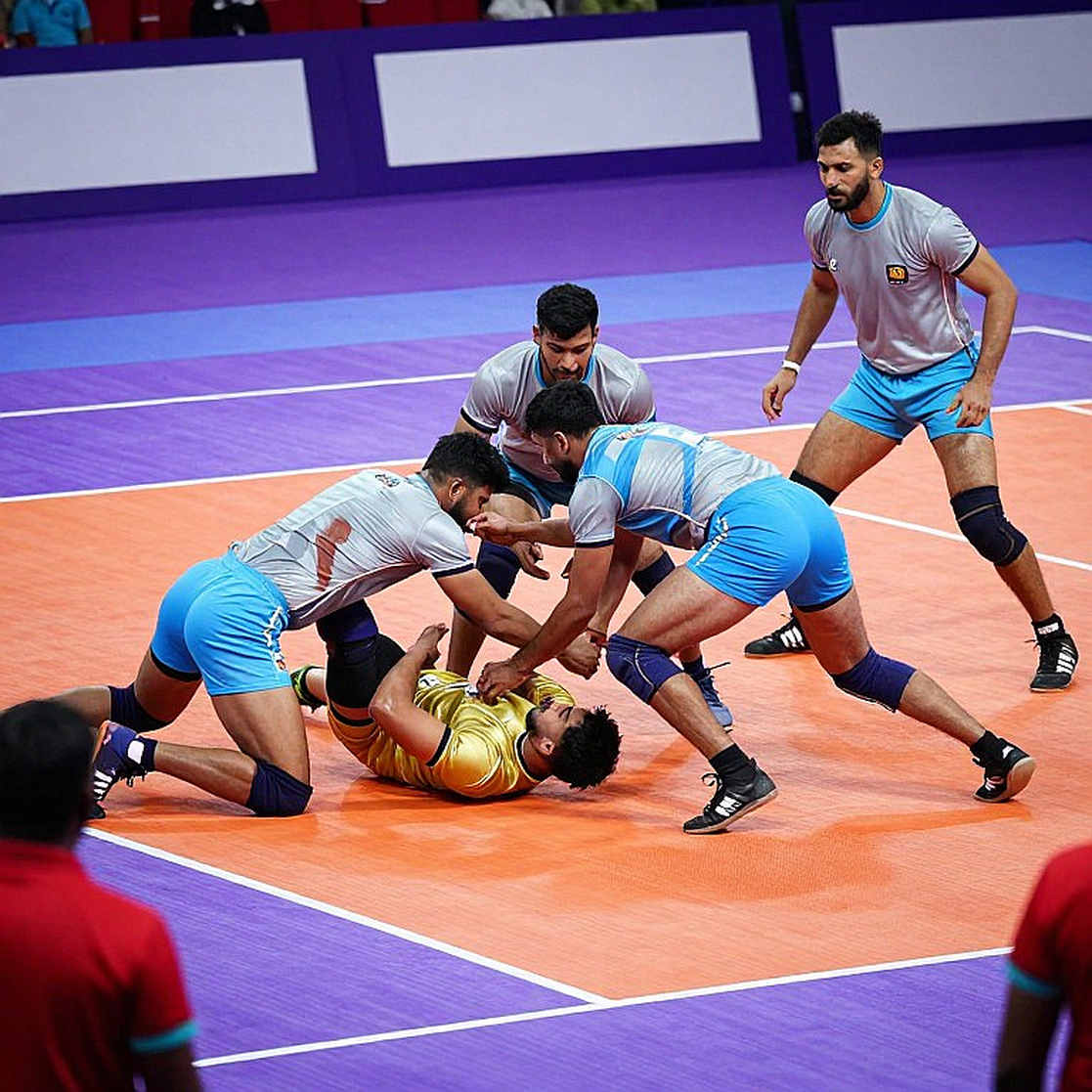 अहमदाबाद में भारत-इंग्लैंड: स्कोरबोर्ड जो दिखाएगा, वही इस मैच का सबसे कम भरोसेमंद आंकड़ा है